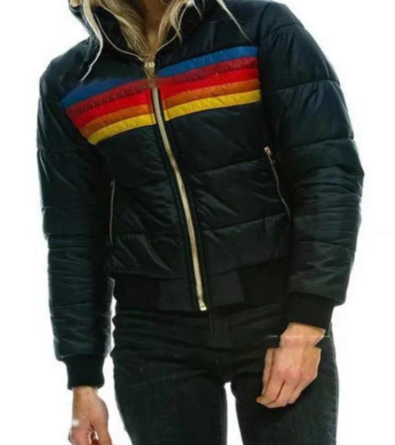 damen-schwarz-daunenjacke-steppjacke-kurz