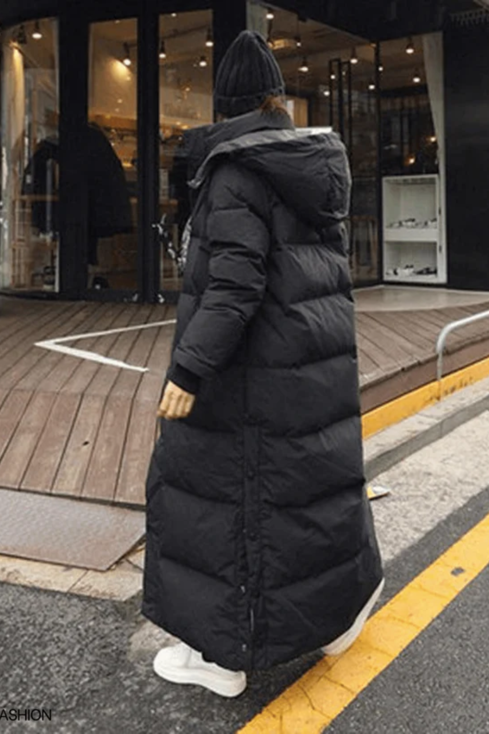 damen-wasserdichte-lange-steppjacke-schwarz