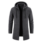 strickjacke-mit-reißverschluss-kapuze