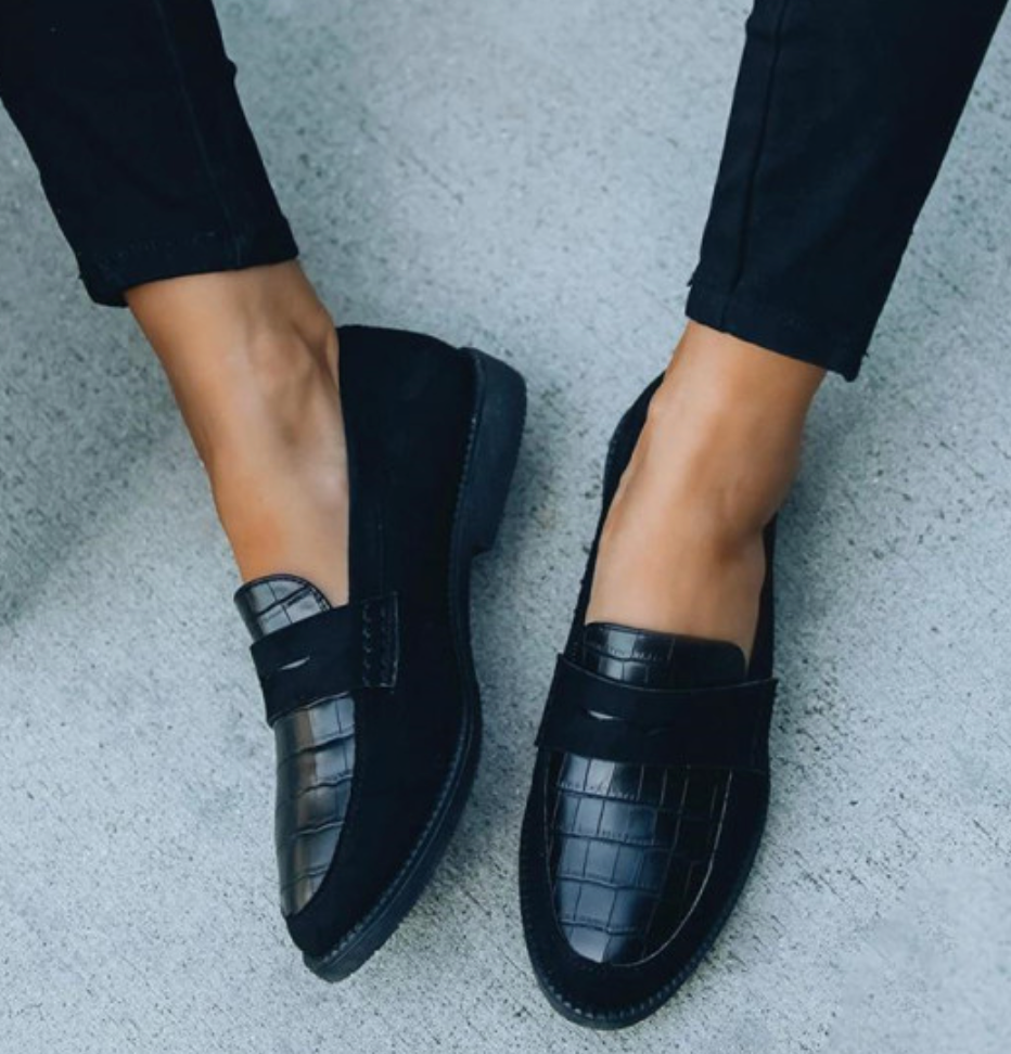 thelma-damen-schwarz-mokassins-loafer-bequem